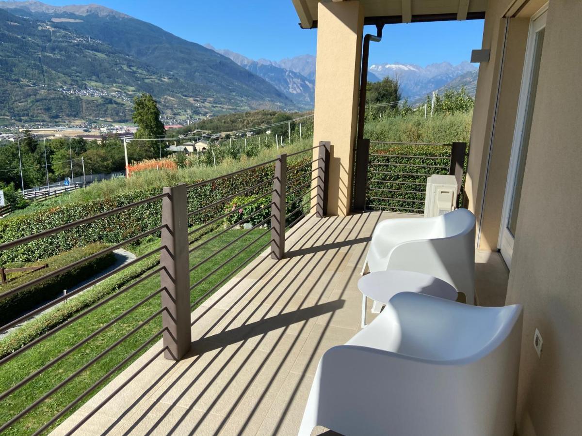 Design & Mountain View Bedroom Aoste Extérieur photo